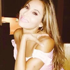 Meet your Posher, Wedil